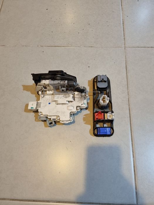 consola centrala pt oglinzi electrice cu incalzire.bloc-debloc usiTCS