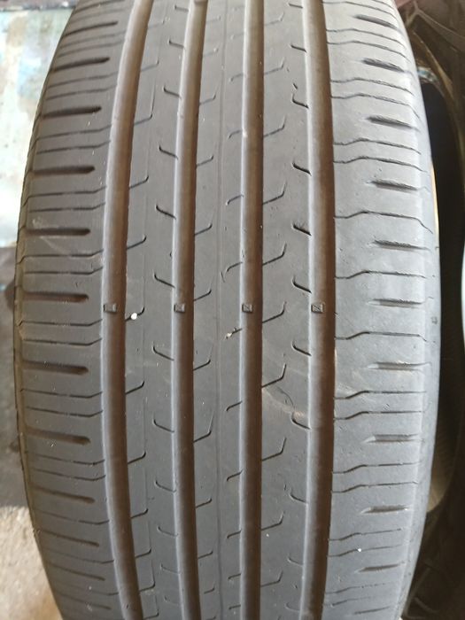 Se vinde două anvelope vară 235/55/R19 CONTINENTAL DOT 2021