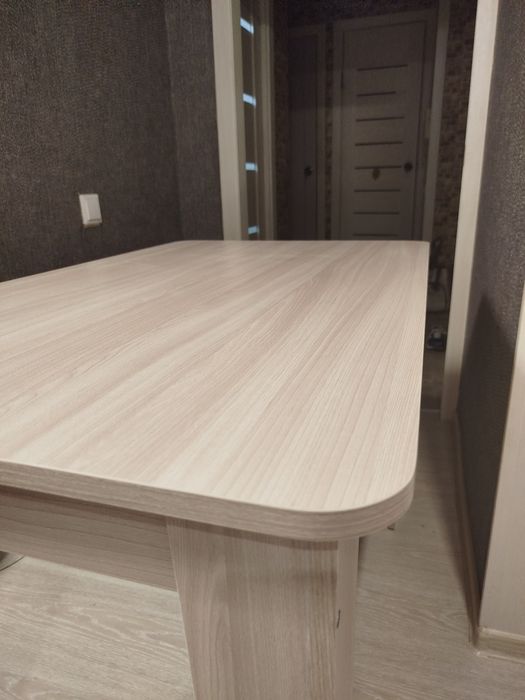 Новый Обеденный стол