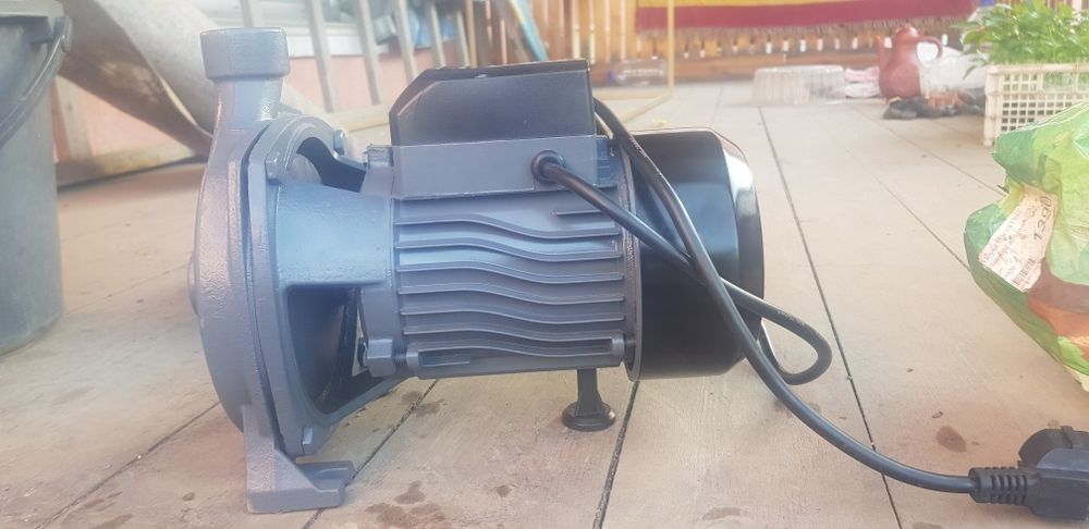 Насос водяной поверхностный центробежный