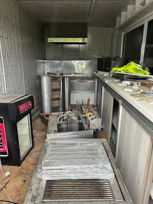 Vand rulota speciala fast food, inmatriculata
