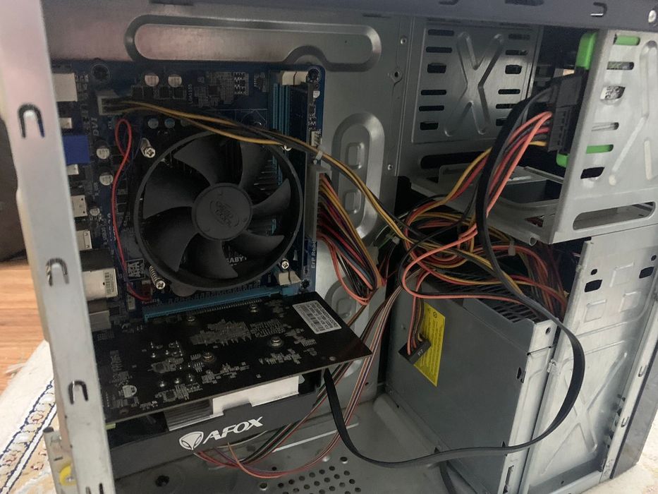 Продам системный блок офисный