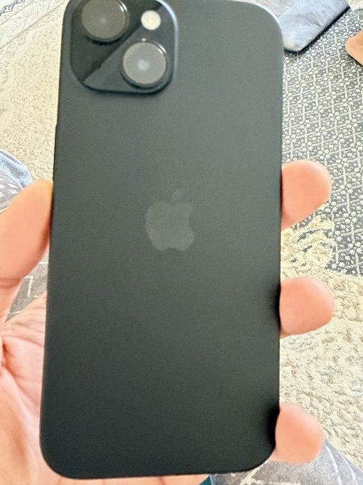 Iphone 15. 128 gb
