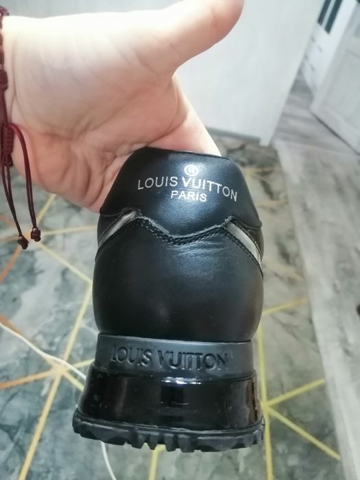 Продам кросовки Louis Vutton