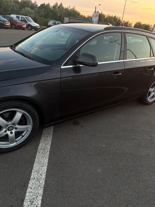 AUDI A4 Avant 2009 — imagine 4