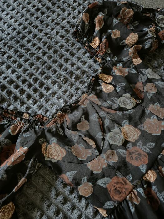 Женское платье продам