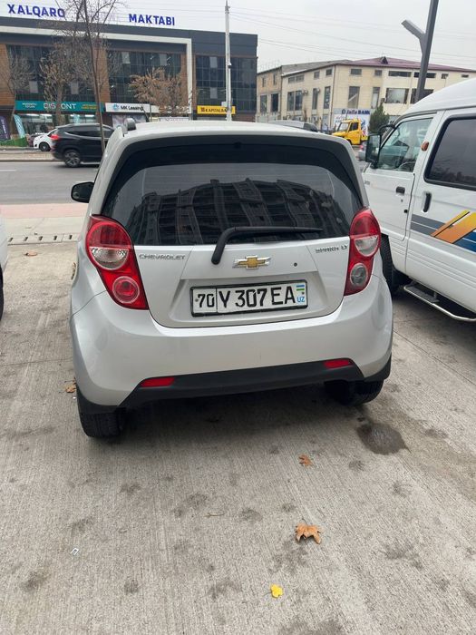 Спарк2012 Механика 2 позитсия Бензин