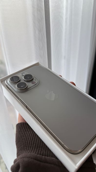 КАТО НОВ! Iphone 15 Pro, Natural Titanium, 128GB