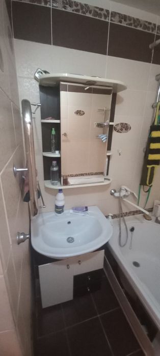 Продам 2ком квартиру в молодежном