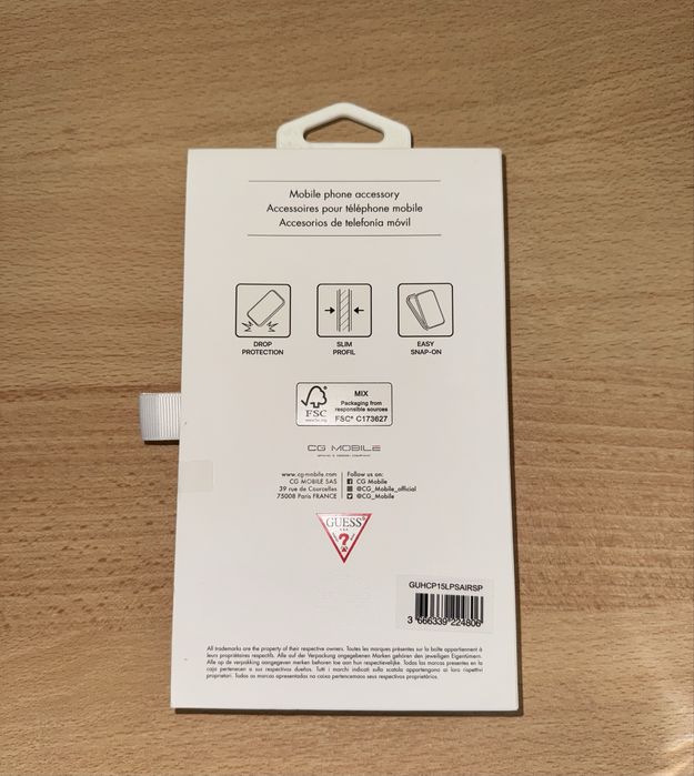 Калъф на Guess за Iphone 15 pro