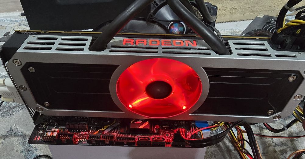Asus Radeon R9 295X2 4gb 512 bit