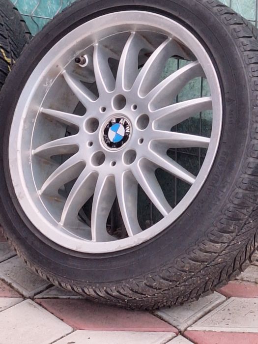 Jante bmw r17, în stare foarte bună.
