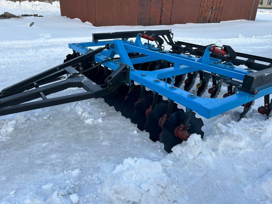 Плуг Пску-3 (с резиновыми колесами)