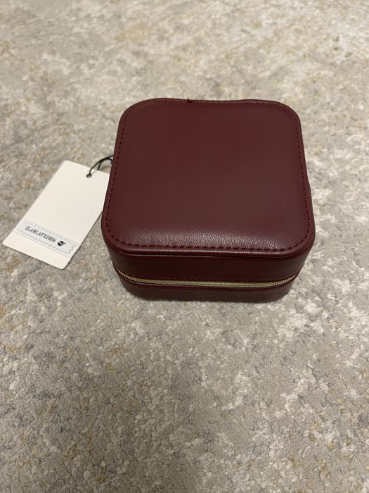 Шкатулка для украшений