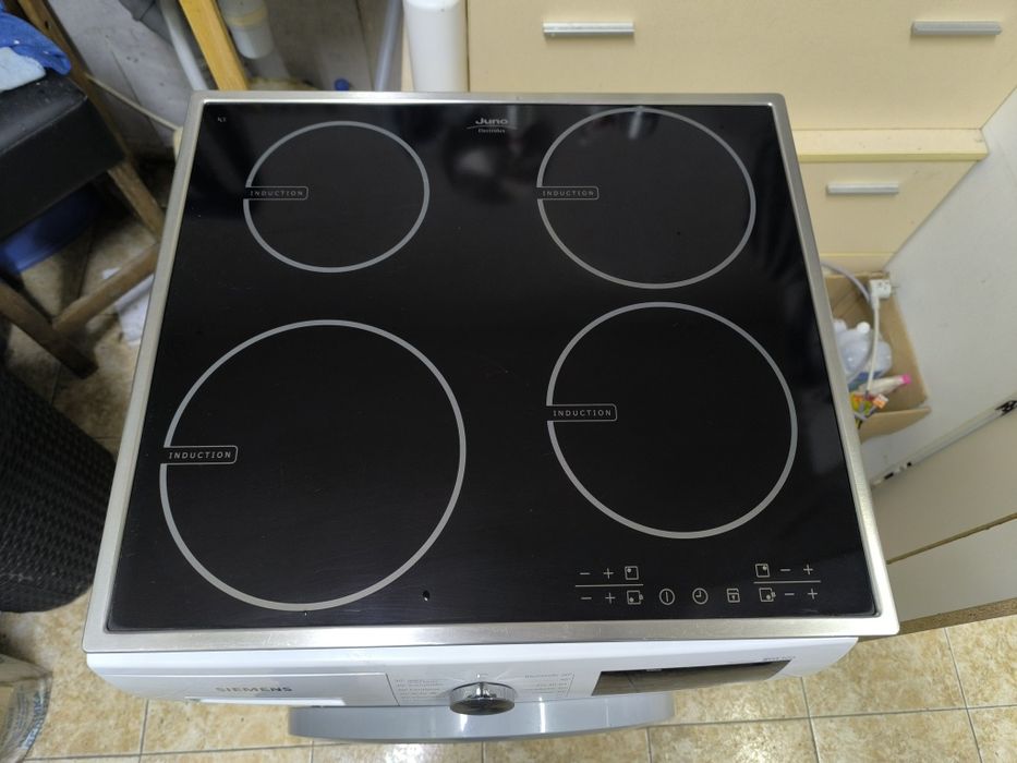 Индукционен плот Juno Electrolux AEG  - JHD 60020 X