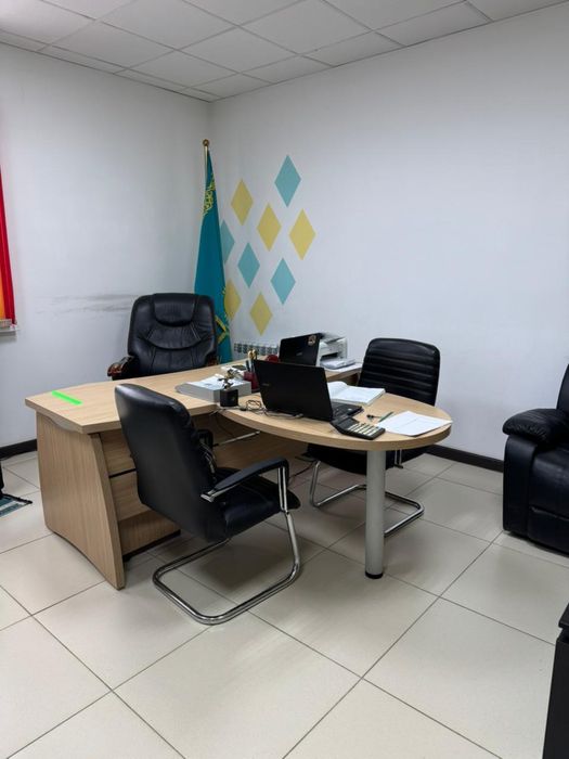 Стол директора в комплекте