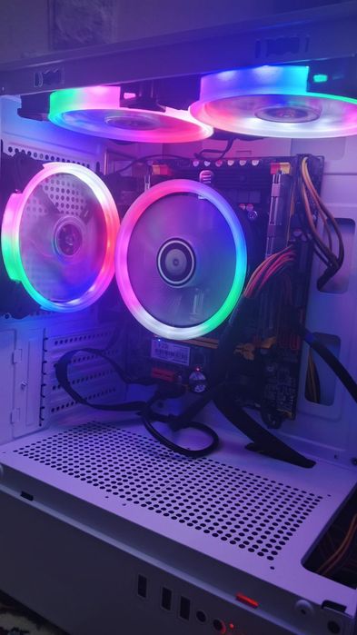 продам новую мощную игровую компьютер