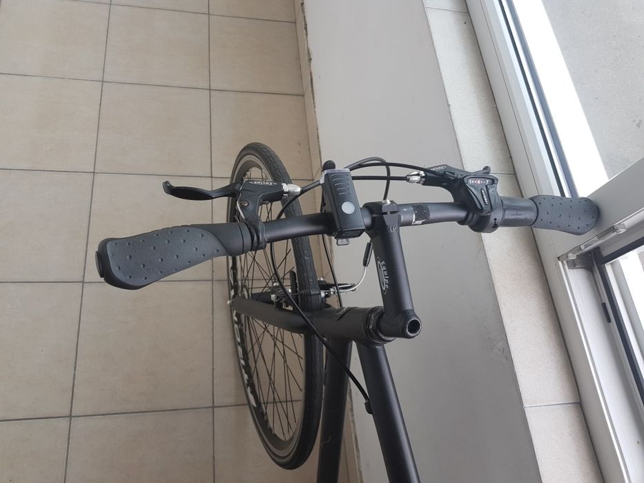 Bicicleta ușoară de oraș