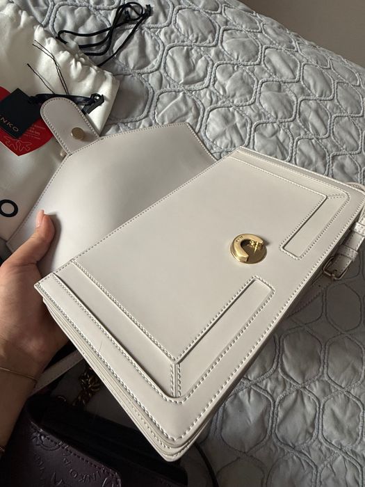 Кожена чанта Pinko