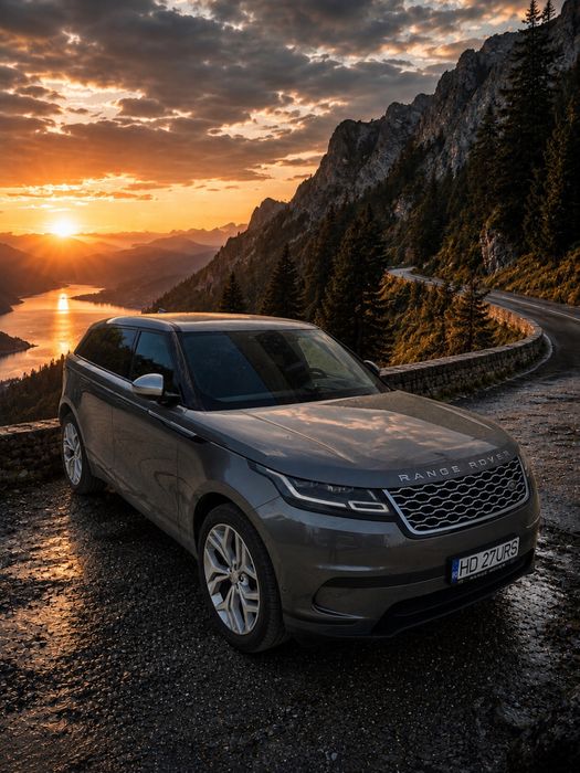 Transport VIP cu Șofer / Închirieri auto Premium / Range Rover Velar Luxury / 5 Locuri / Nunți / Business / Evenimente