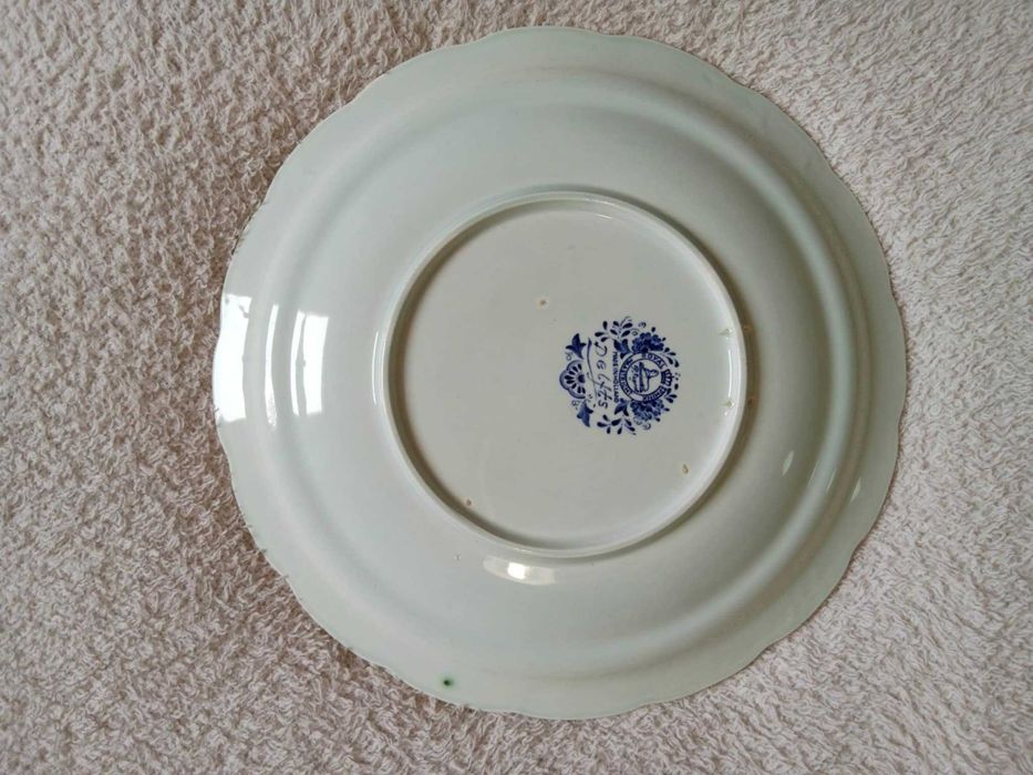 Чинии за стена на DELFT