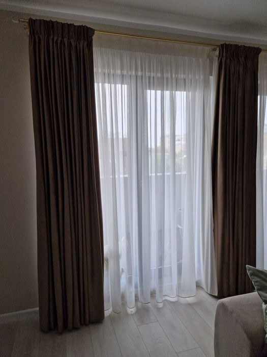 Vand perdele/draperii pentru dormitor si sufragerie