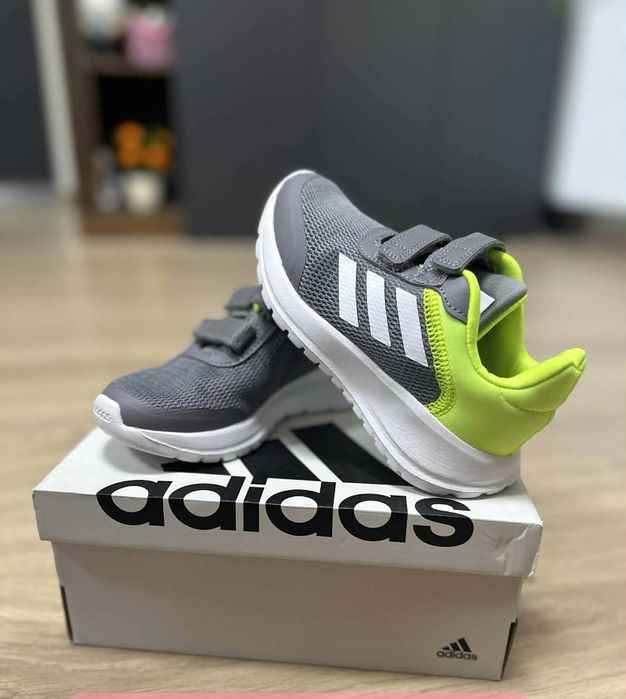 Оригинални детски маратонки-3 чифта Адидас