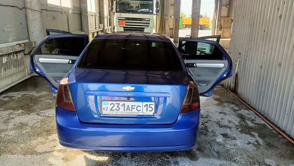 Продам Лачетти.автомат,1.6,2005