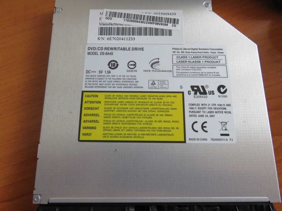 Лаптоп LENOVO G555 - на части