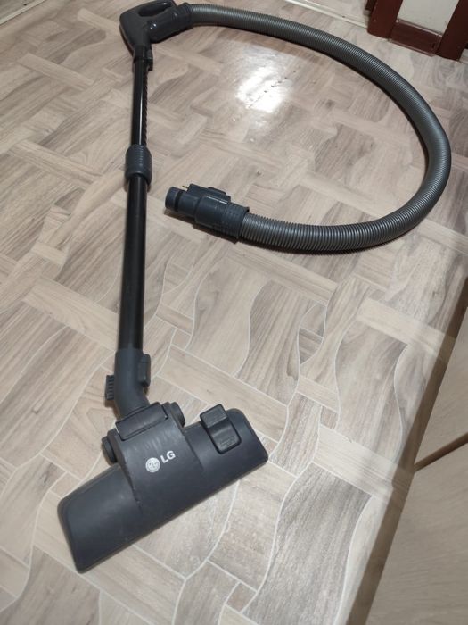 Пылесос LG VC5420NHTCG оранжевый , 2000w