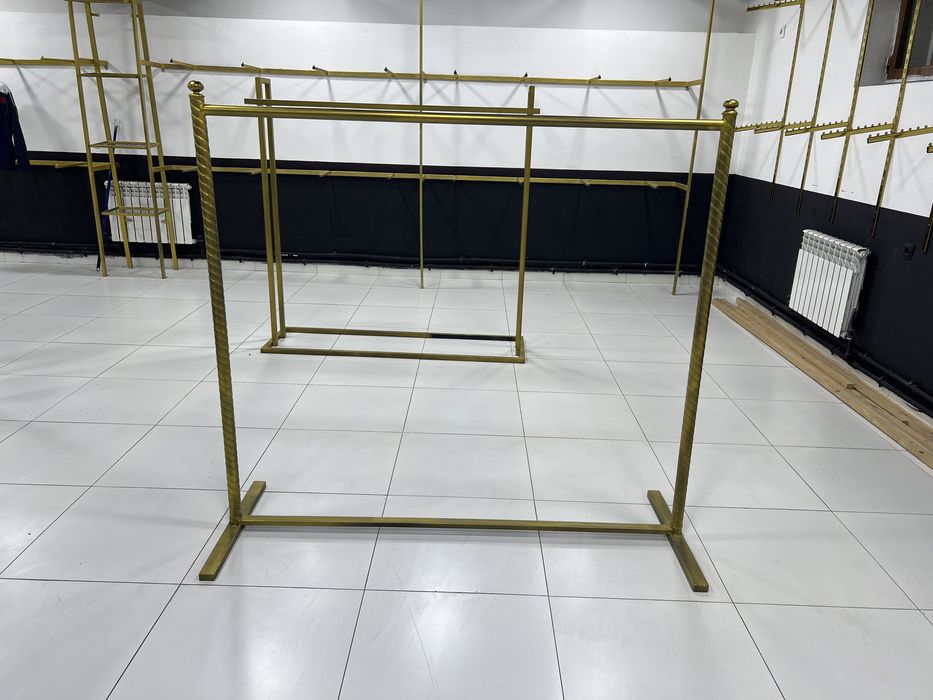 Вешалка напольная стоячий. Doʻkonlar uchun kiyim ilgich/ garderob