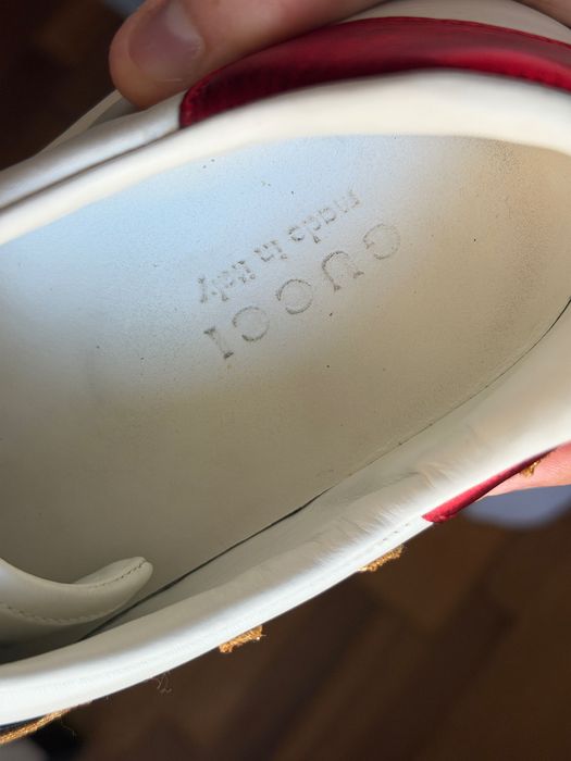 Gucci Ace Embroidered "Loved" Sneakers