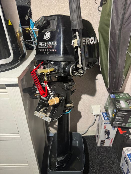 Motor barcă Mercury 4 CP 4 Timpi SAIL POWER (Model 2010)– Cu acte, Călărași
