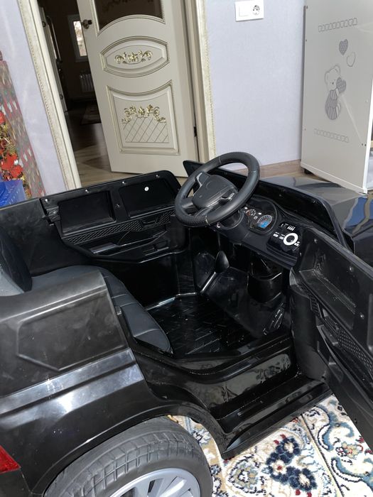 машина с пультом