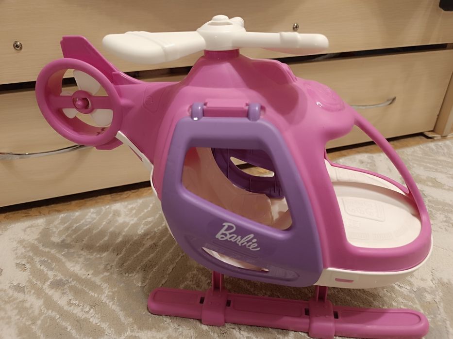 Продам игрушечный вертолет