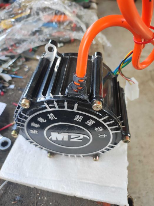 Електрически двигател 800W ,1000 W за ел. триколки