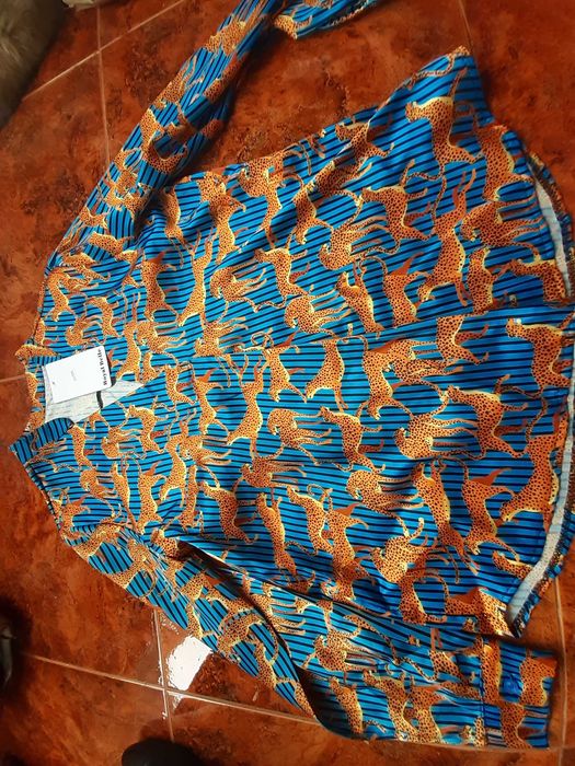 Bluza noua mărime 40