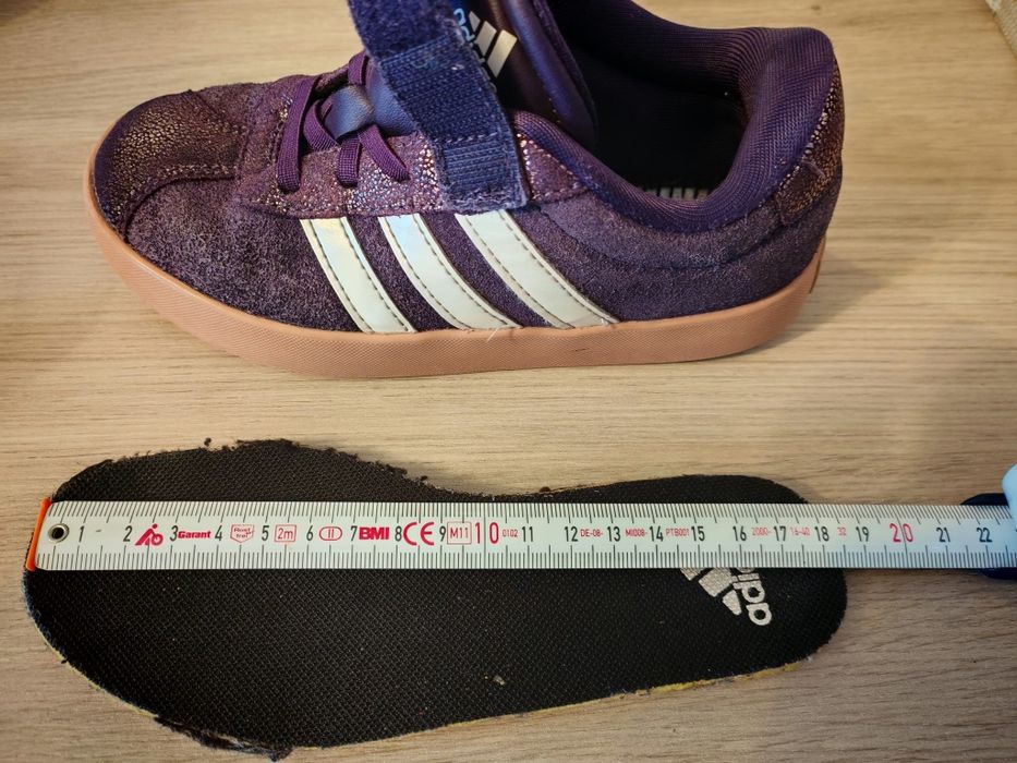 Adidas mărimea 29
