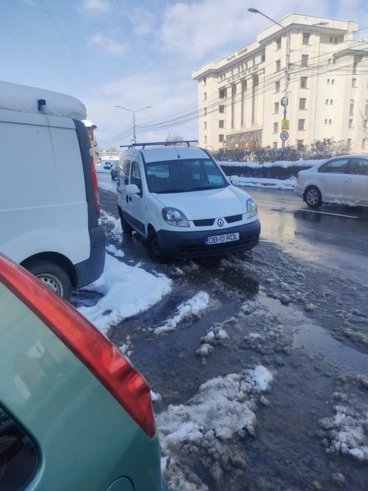 Vind o masina renault cango