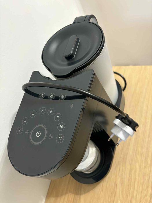 Tommee Tipee - уред за приготвяне на мляко