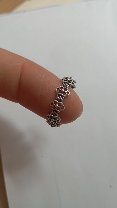 Продам винтажные украшения.
