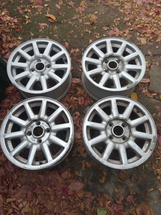 Продам комплекты  дисков на Ауди