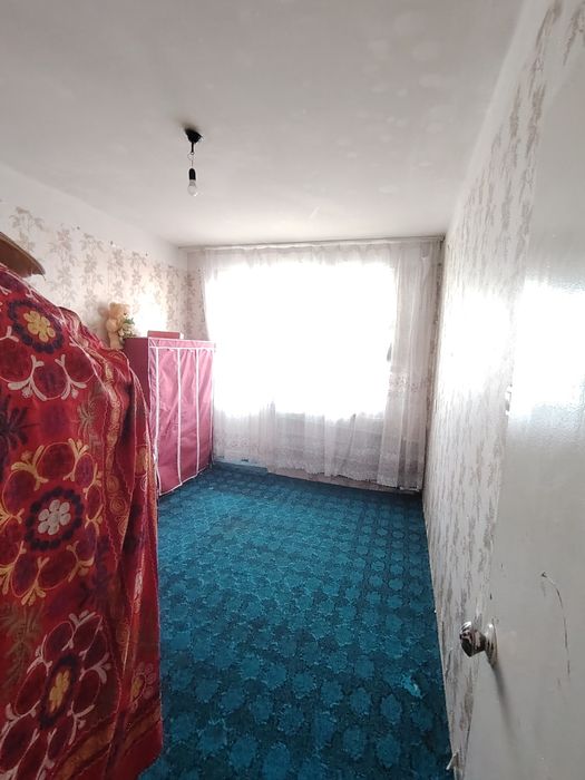 Kvartira sotiladi 2-3 xona