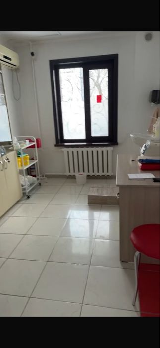 Кабинет в аренду в лаборатории