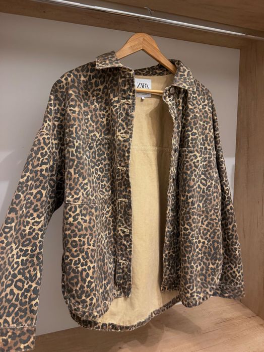 Яке Zara в размер XS