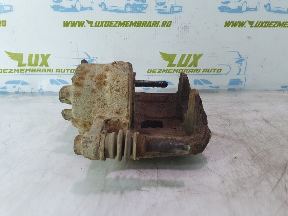 Etrier dreapta fata Mitsubishi Lancer IX [facelift] [2003 - 2010]