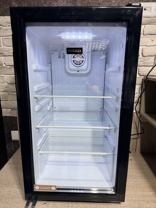 Холодильник мини бар Aiwa