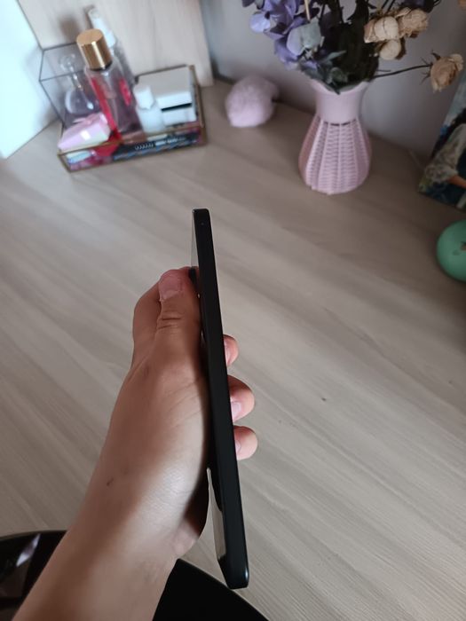 Samsung a17 256/8