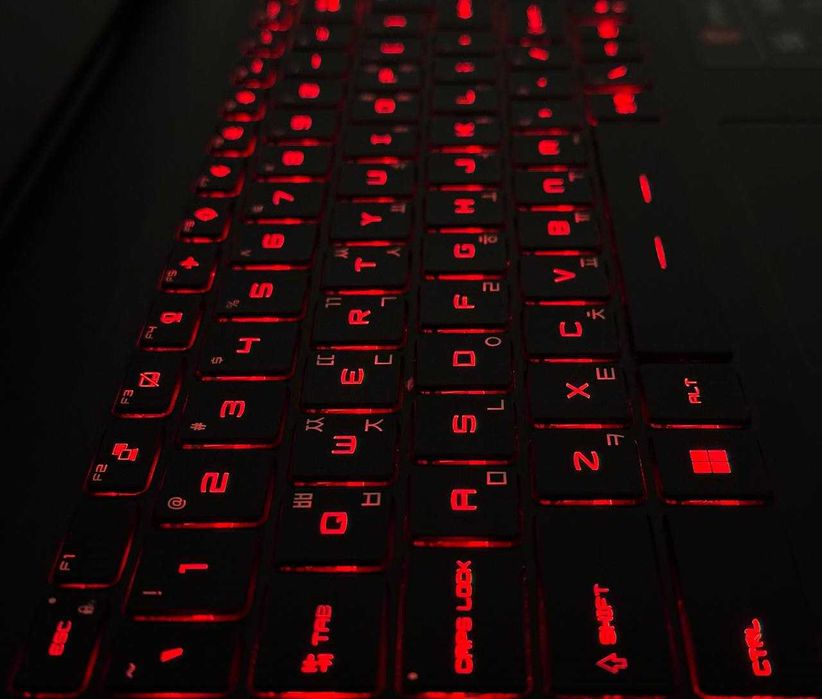 Msi GP66 LEOPARD — i7 - 11800H / DDR4 16GB / RTX 3070 8GB