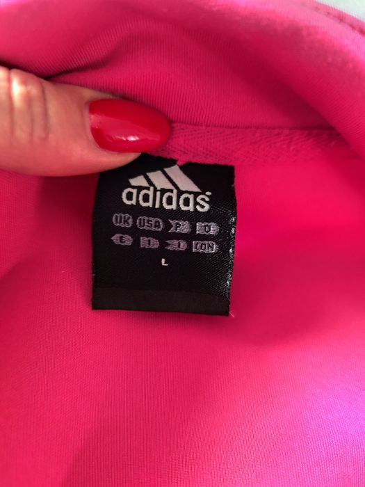 Дамско горнище на Адидас